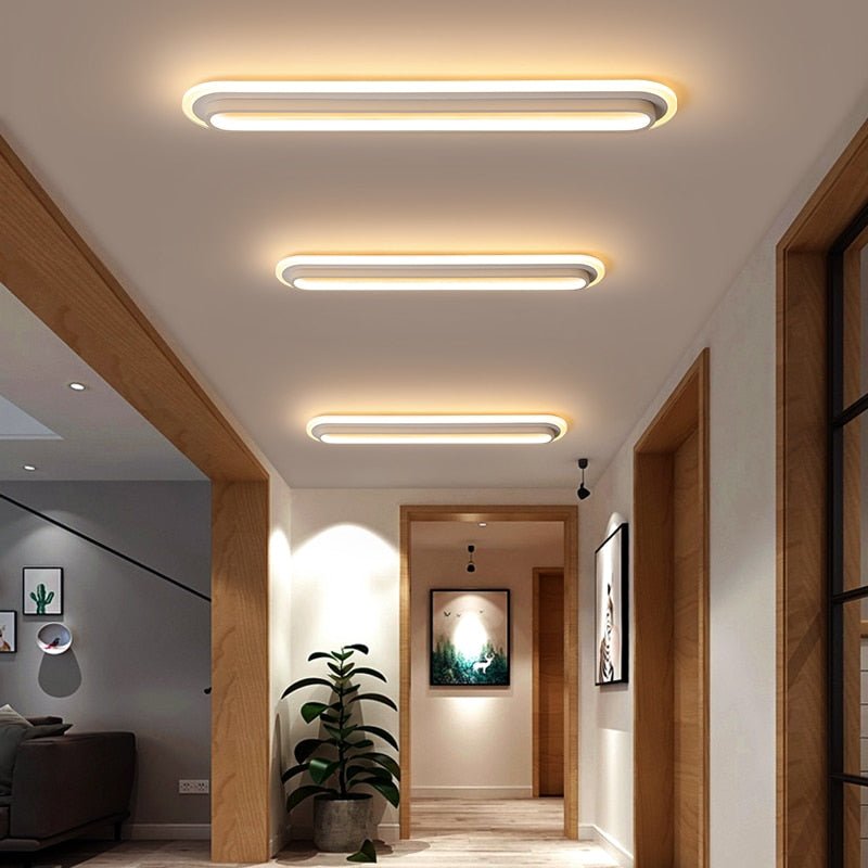 Flat ceiling light