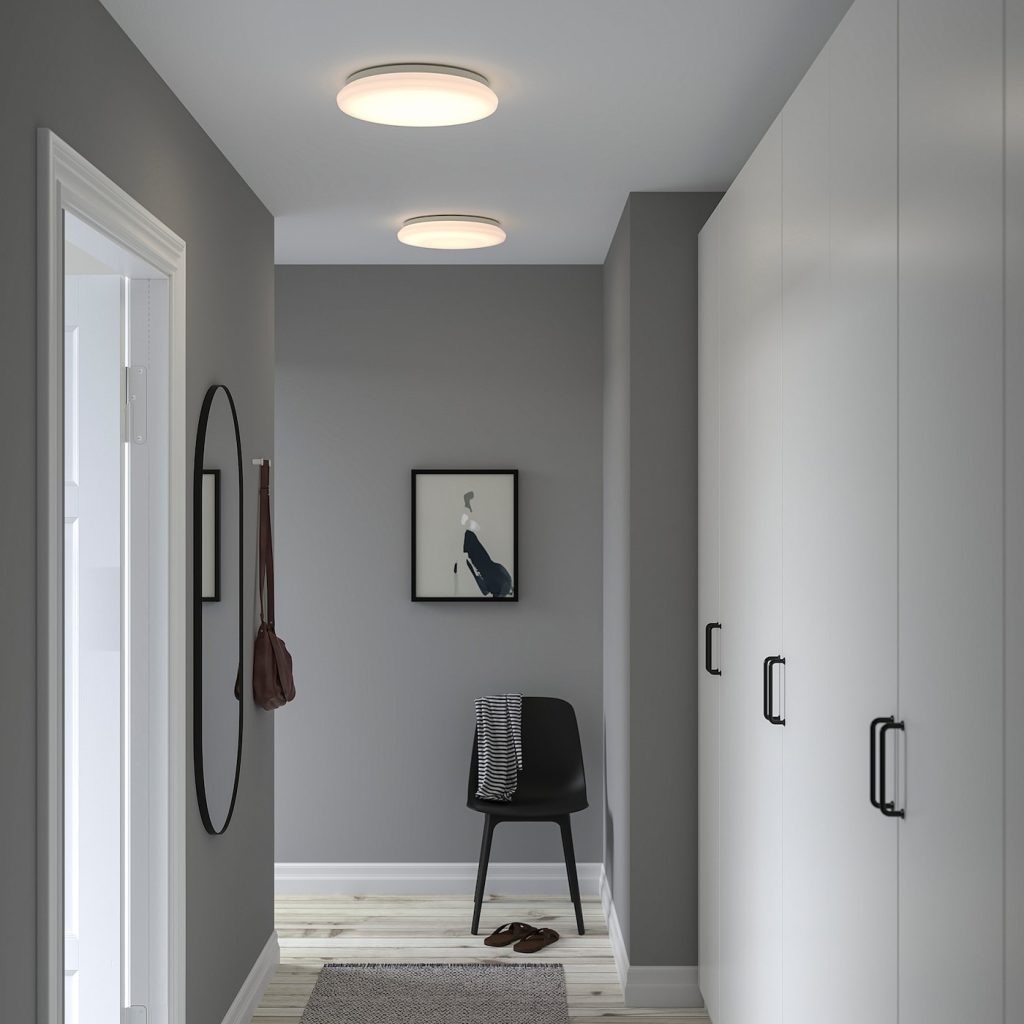 Smart ceiling light