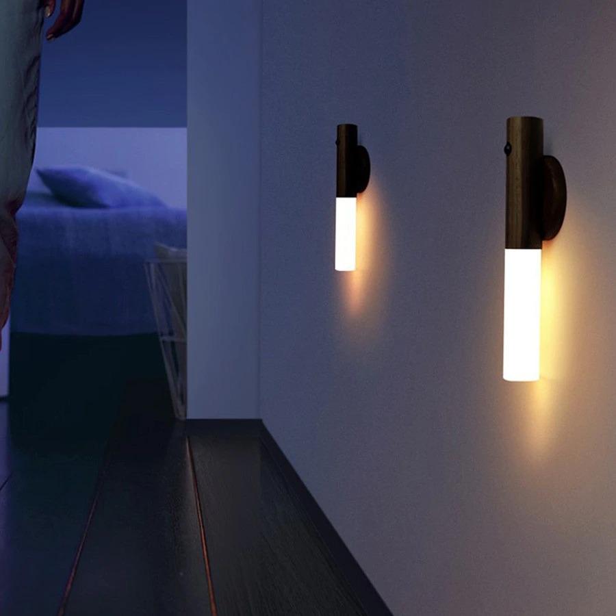 Motion sensor light